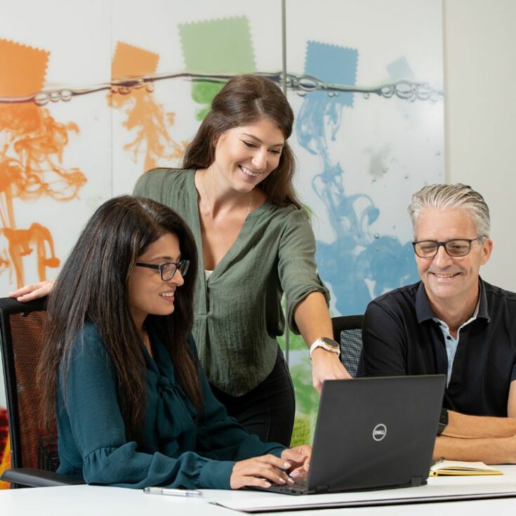 Pointing at color computer