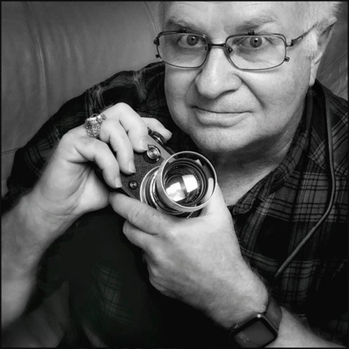 <a href=index-245.html target="_blank">Dan Burkholder</a>